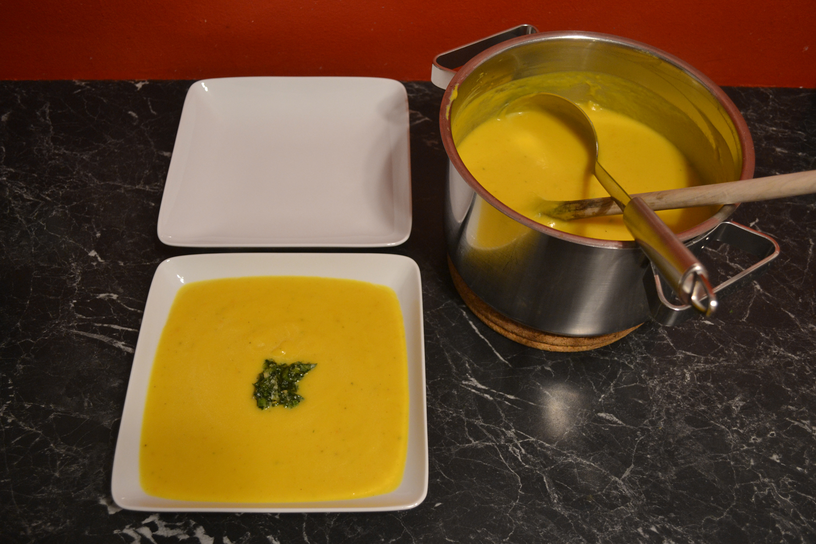 Kürbis-Sellerie-Suppe – Teufelsküche